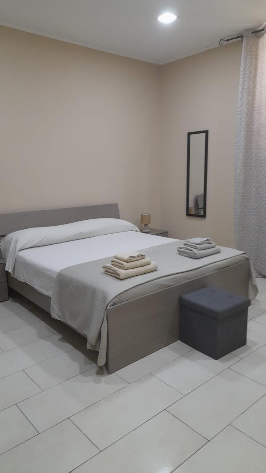 76 Avenue Suites Wi-Fi - Shuttle レッジョ・ディ・カラブリア エクステリア 写真